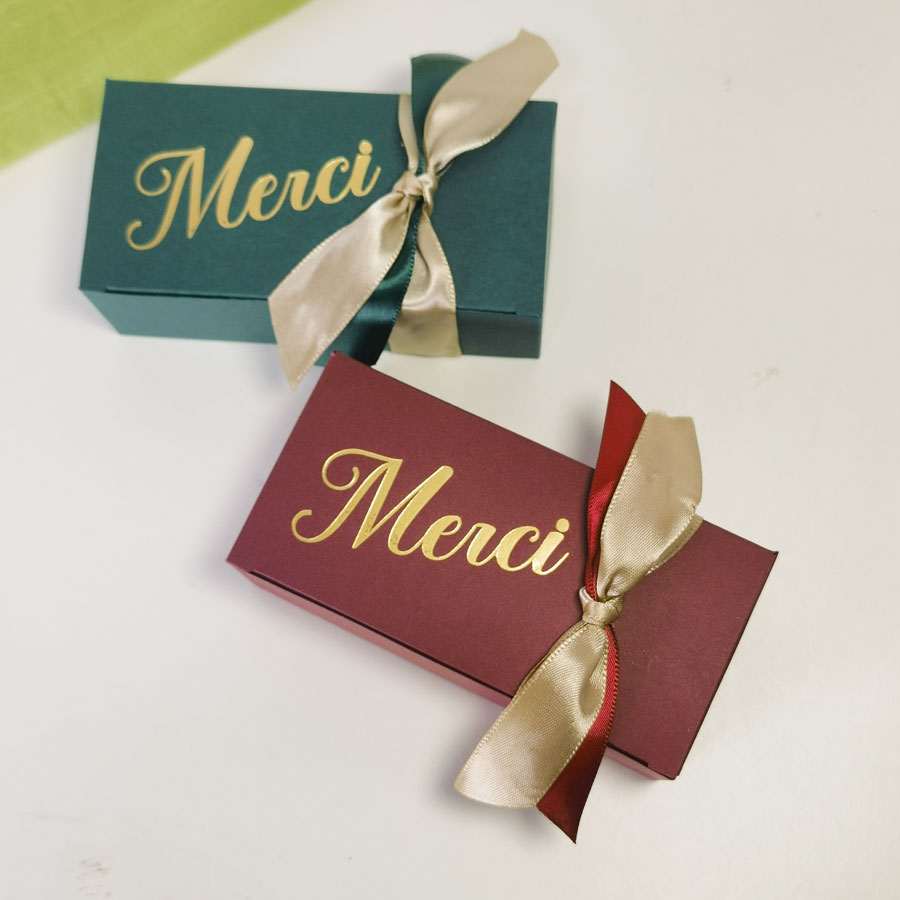 علب الهدايا الصغيرة مع الشريط  - مراجعة Wedding Supply Business وسعره